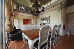 Vintage Villa