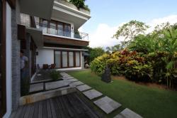 Shrine Villa